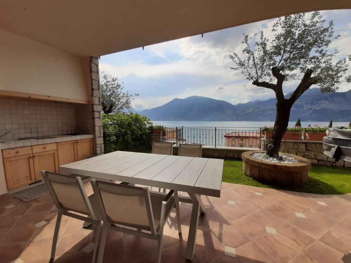 Apartment Deluxe Con Idromassaggio: Panorama Sul Di Garda