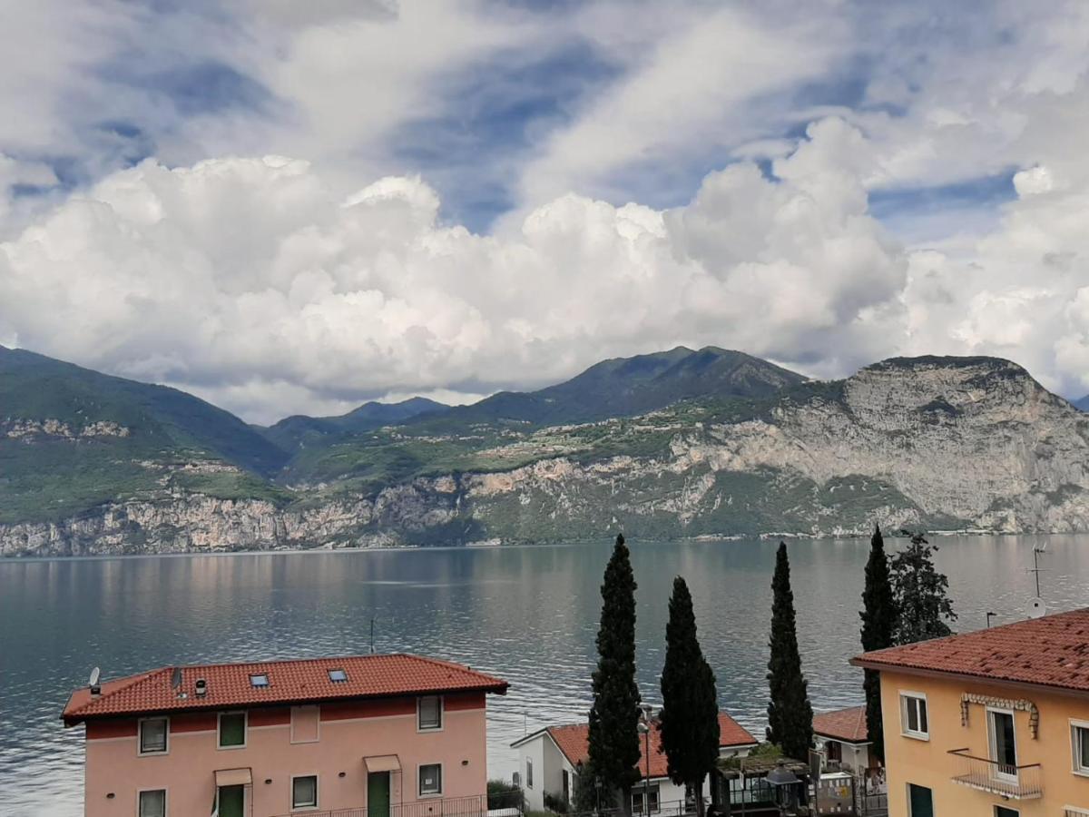 Apartment Deluxe Con Idromassaggio: Panorama Sul Di Garda Brenzone sul Garda